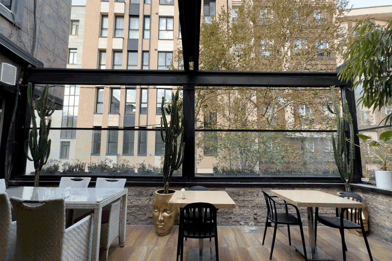 product-hover-guitini2